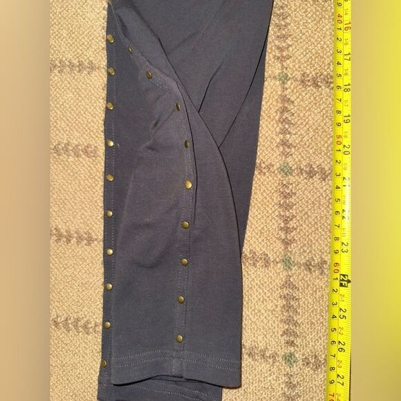 Marc by Marc Jacobs Black leggings w stud detail down the side NWOT XS - Picture 4 of 9